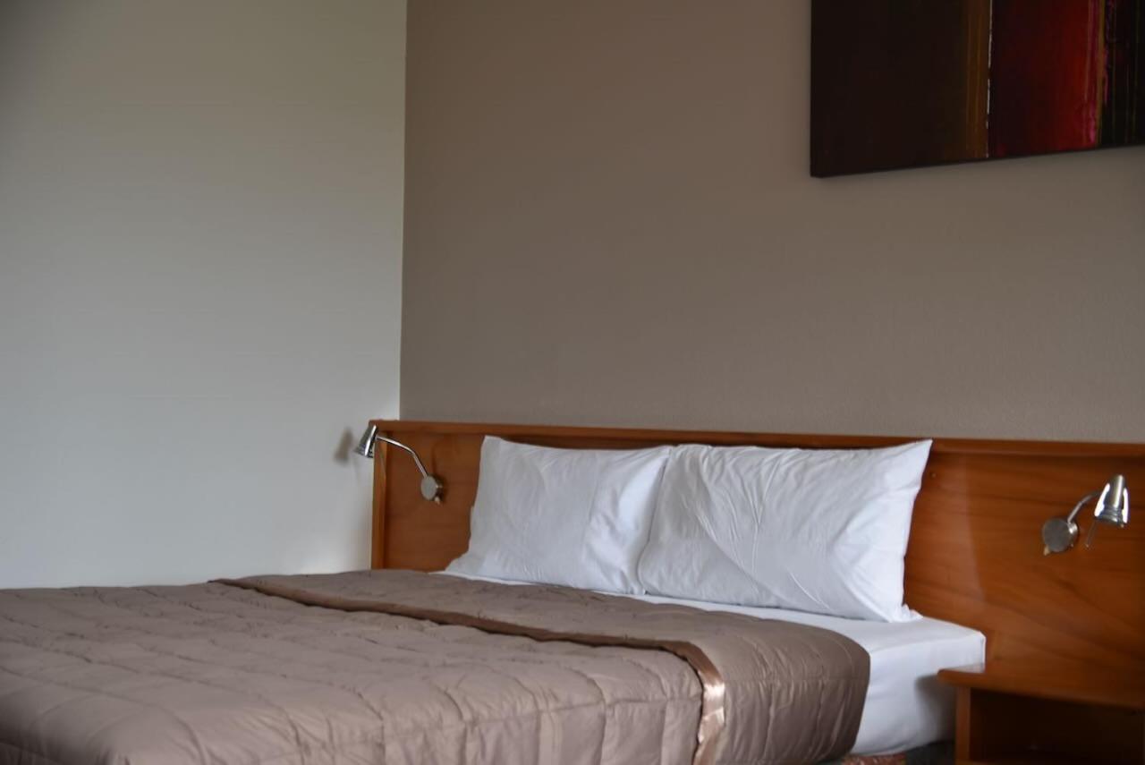 Aotea Lodge Поріруа Екстер'єр фото