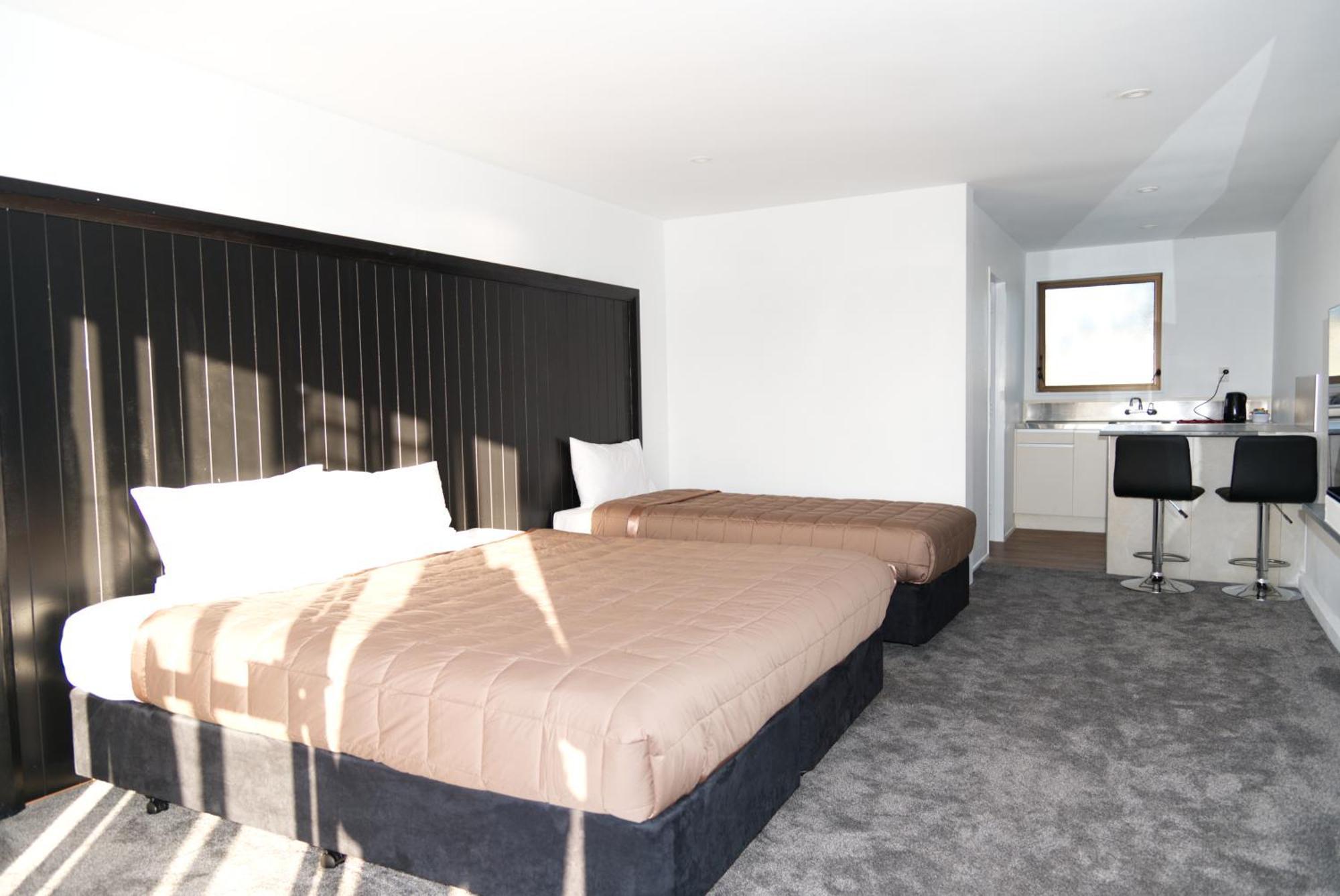 Aotea Lodge Поріруа Екстер'єр фото