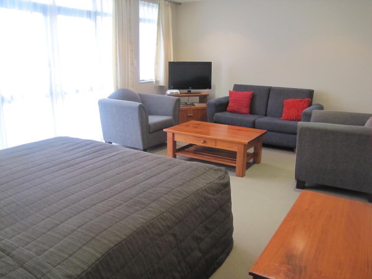 Aotea Lodge Поріруа Екстер'єр фото