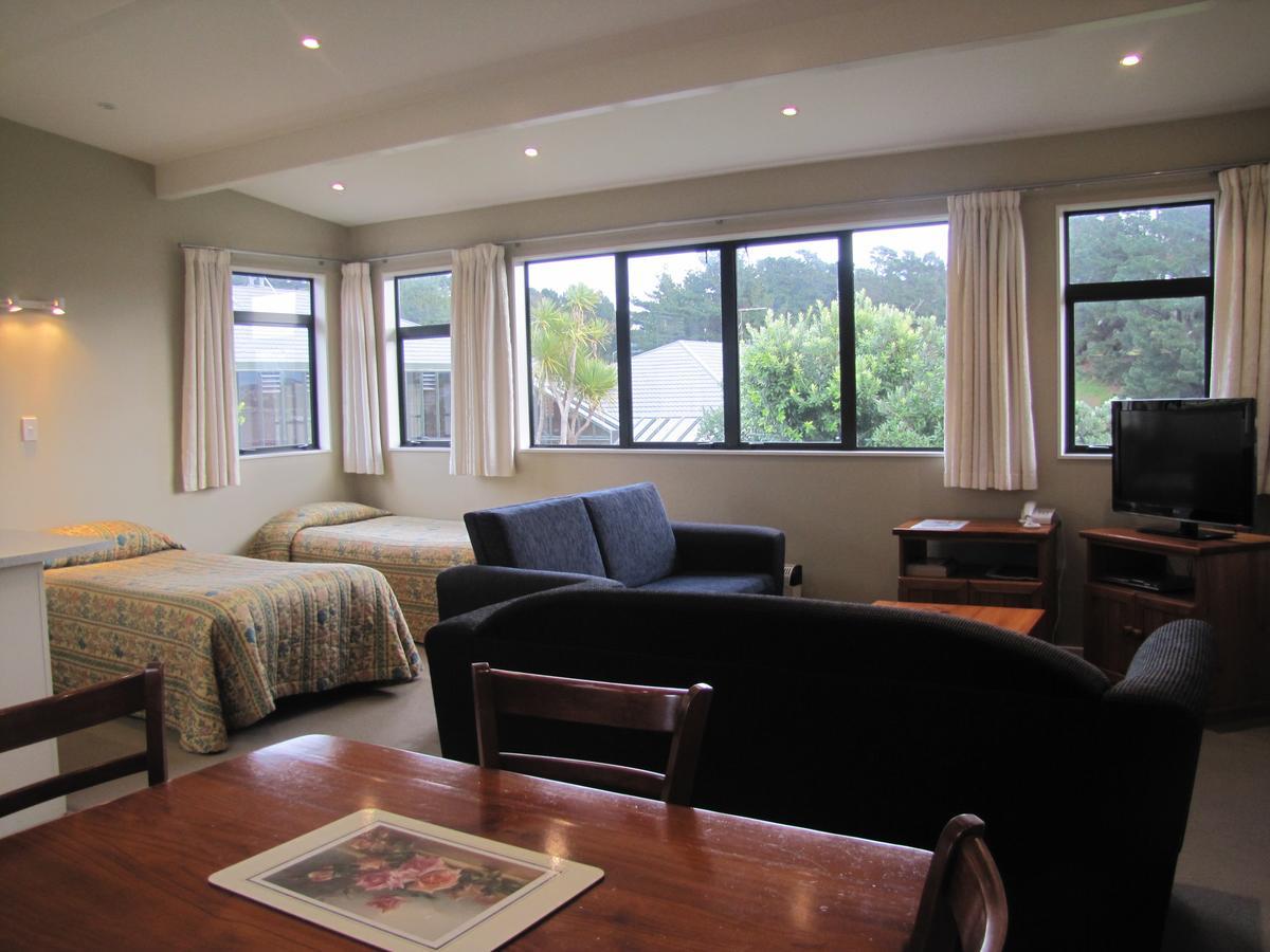 Aotea Lodge Поріруа Екстер'єр фото